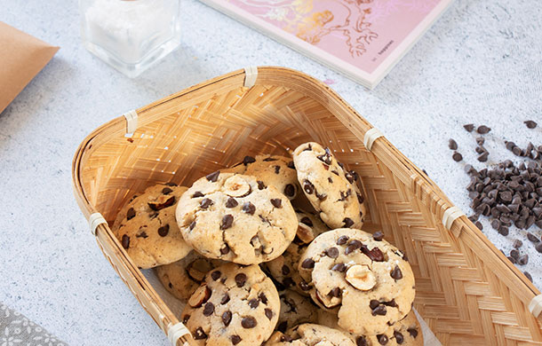 Biscuits aux Noisettes et aux Pépites de Chocolat - Les Chocomaniaks